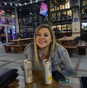 Meet your Posher, Annie